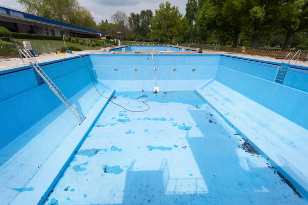 Best Residential water damage restoration  in Raymond, WA